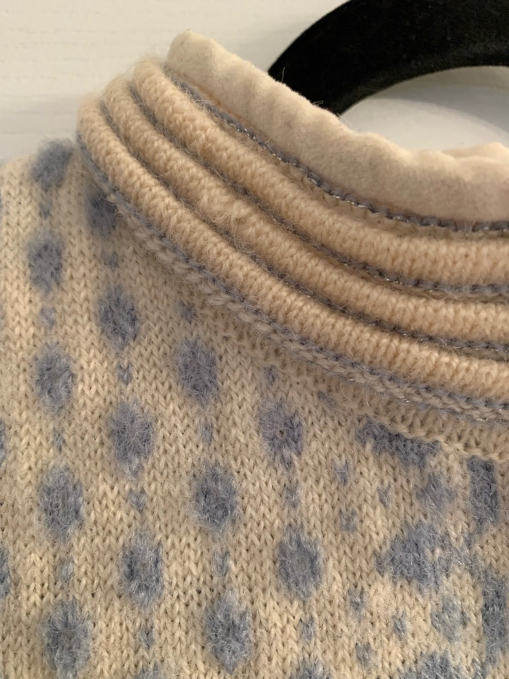 Dale of Norway Cream and Light Blue Knit Sweater Detail - Picture 7 of 7